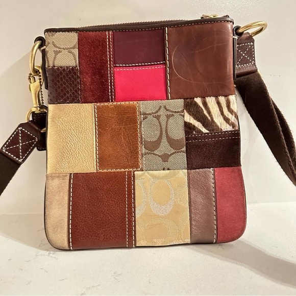 Coach Pink Brown Patchwork Leather Suede Signature Crossbody Purse Shoulder Bag - Picture 3 of 13